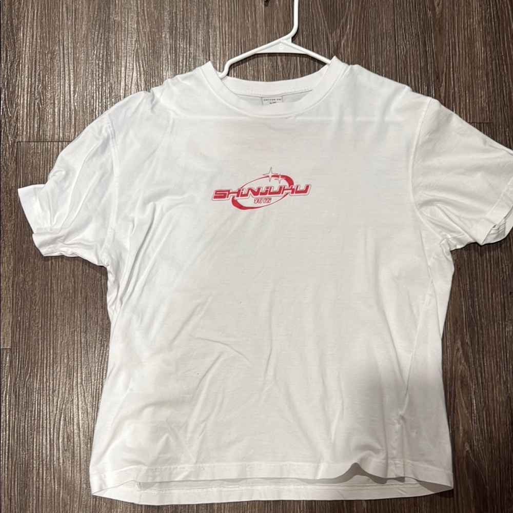 White Graphic Men's T-Shirt Shinjuku